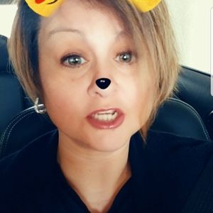 Meet your Posher, Lesa